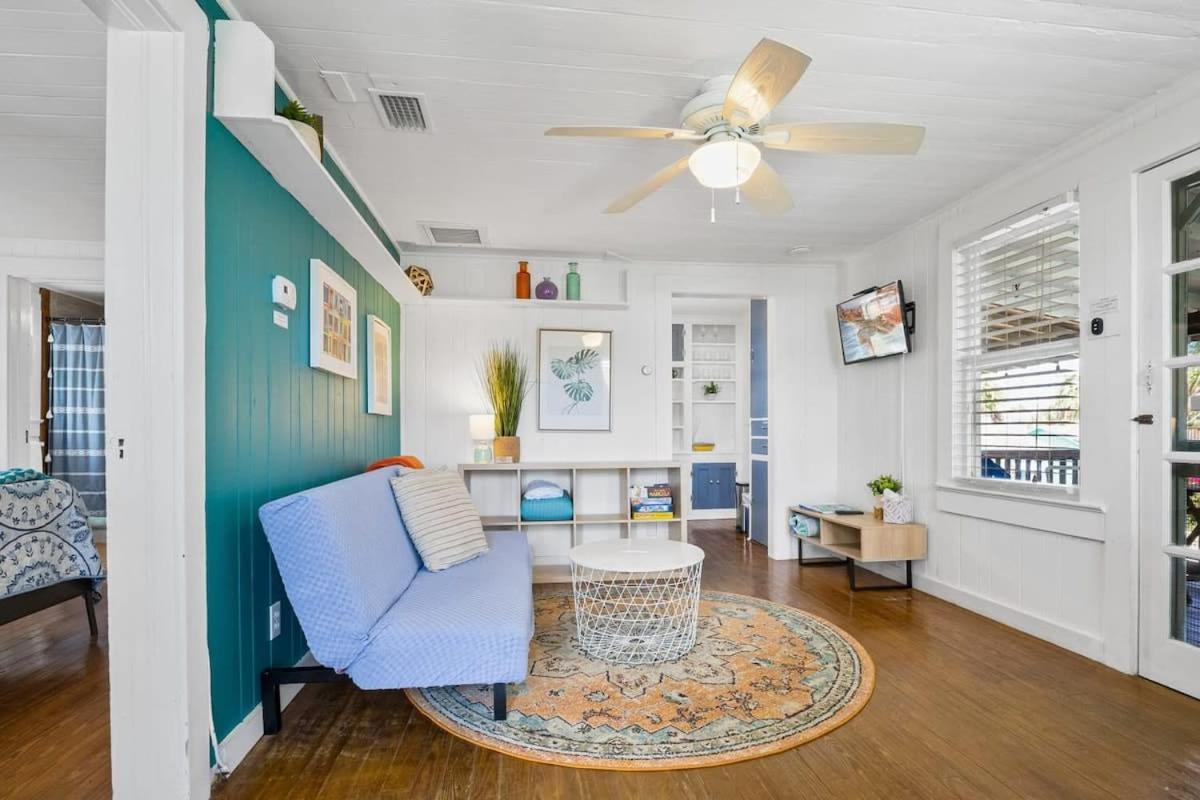Marvelous Mermaid Bungalow, Dog-Friendly Upstairs Apt In Prime Vilano Beach Сент-Огастин Экстерьер фото